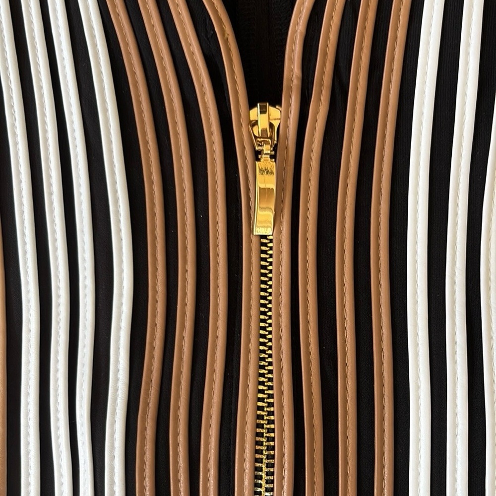 Chico's Brown and White Striped Top - Picture 4 of 11
